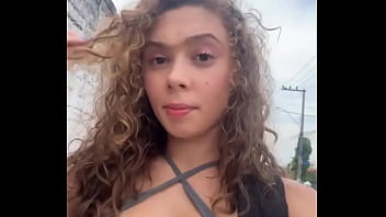 Saí na rua procurando pika alguem sabe onde eu encontro