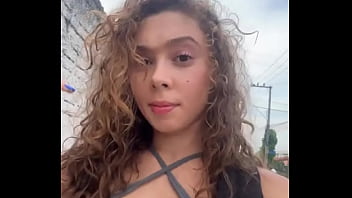 Saí na rua procurando pika alguem sabe onde eu encontro