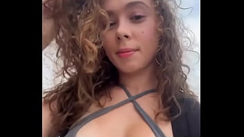 Saí na rua procurando pika alguem sabe onde eu encontro