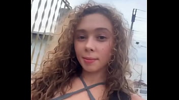 Saí na rua procurando pika alguem sabe onde eu encontro