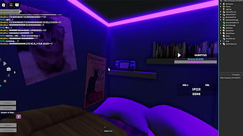 A girl with a huge cock fuck my ass