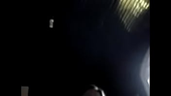 Mi novia mamandome la verga parte 02