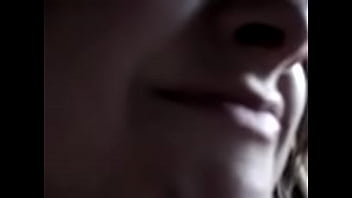 Mi novia mamandome la verga parte 02