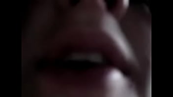 Mi novia mamandome la verga parte 02