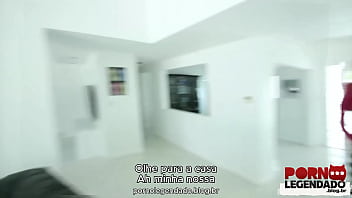 Legendado enteado preparou banho de banheira e recebe muito mais da madrasta