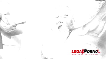 Piss drinking slut anna rey receives rough anal fucking & dp sz1919