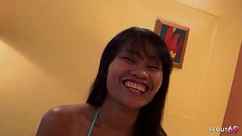 Tourist filmed asian mature whore while no condom amateur sex at hotel with smartphone