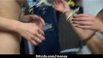 These horny amateurs know that money talks 26