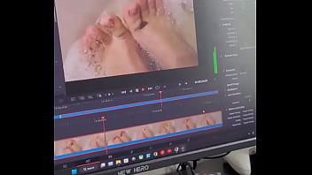 Pra vocês que adoram um pézinho