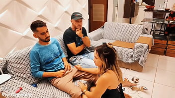 Hot and cheating wife found a way to convince her husband to let her give her ass to her father in law and even took a cumshot inside while he watched vagninho vivi capetinha e ogro