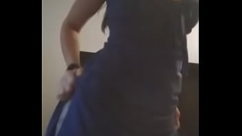 Ninfeta muito linda quase mostra tudo