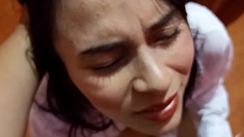 Hay putita que no pueden estar con un solo hombre pero son tna tontas que por sexo no se dan cuenta que el marido las puede descubrir as&iacute; que si&eacute;ntate abre la boca toma verga y dame el culo zorra as&iacute; te domina tu marido y tu solo