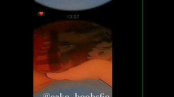 Me los meto pensando en vergas