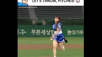 Gamespot chun li can throw watch the original video Gamespot chun li can throw watch the original video