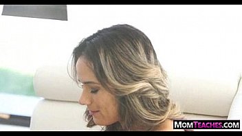 Stepmom gives sex lessons 02