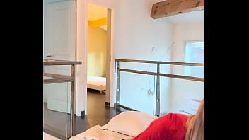 Hello la team en week end chez une amie loin de chez moi j'ai loué un appart