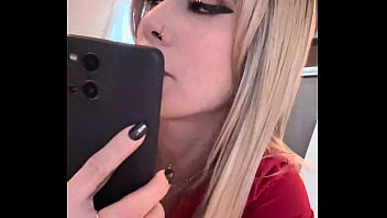 Hello la team en week end chez une amie loin de chez moi j'ai loué un appart