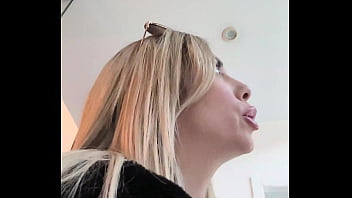 Hello la team en week end chez une amie loin de chez moi j'ai loué un appart