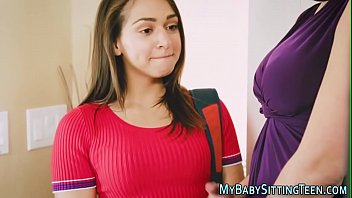 Babysitter gets fingered