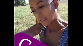 Story public la baise est dans le près