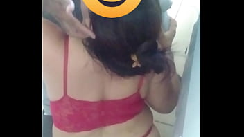 Início de mais uma gostosa transa com esta gata casada