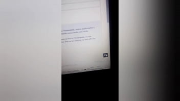 Cadela casada cavalgando no macho