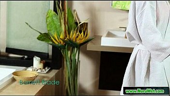 Sexy japanesse masseuse gives sex massage 02