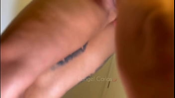 Rangel carlos gemendo gostoso na pica do moreno tatuado
