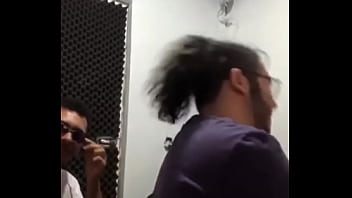 Fritando no estúdio