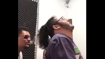 Fritando no estúdio