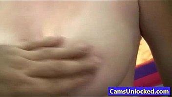 Green eyed liz gives head