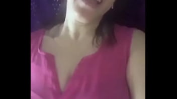 Mayabouelela is horny in bed