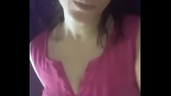 Mayabouelela is horny in bed