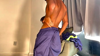 Vazou eletrecista com criadora de conteudo