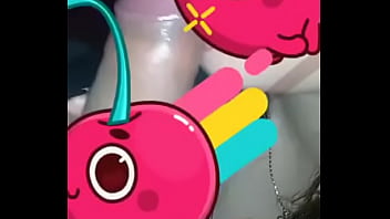 Me tiran la lechita en la boca