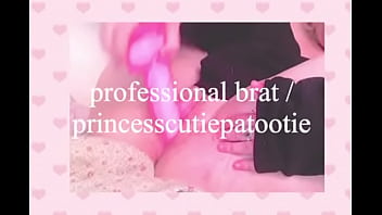 Princesscutiepatootie playing with herself until she cums