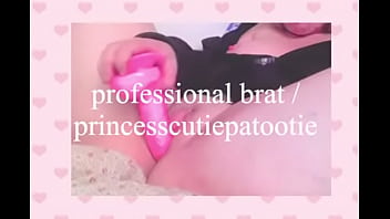 Princesscutiepatootie playing with herself until she cums