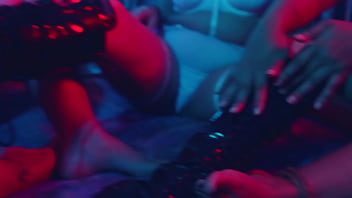 All gorgeous lesbians love worshipping feet