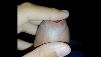 Enteteniendome con mi pene baboso