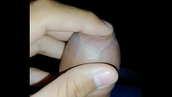 Enteteniendome con mi pene baboso