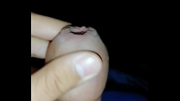 Enteteniendome con mi pene baboso