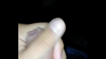 Enteteniendome con mi pene baboso