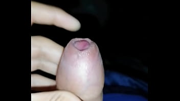 Enteteniendome con mi pene baboso