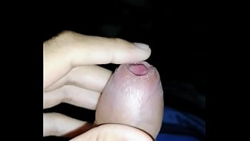 Enteteniendome con mi pene baboso