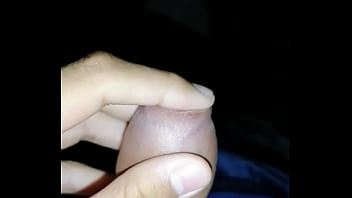 Enteteniendome con mi pene baboso