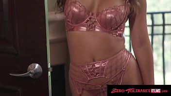 Nicole doshi masturbates as she videos it for alex jones