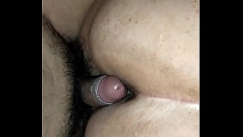 Mujer rica con tanga