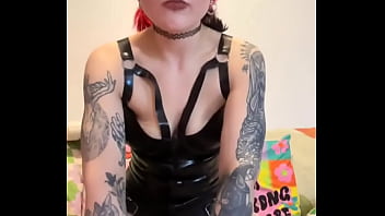 If this turns you on you have to send £5