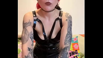 If this turns you on you have to send £5