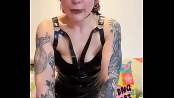 If this turns you on you have to send £5